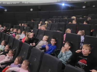 Wycieczka klas I - III do Planetarium (7)